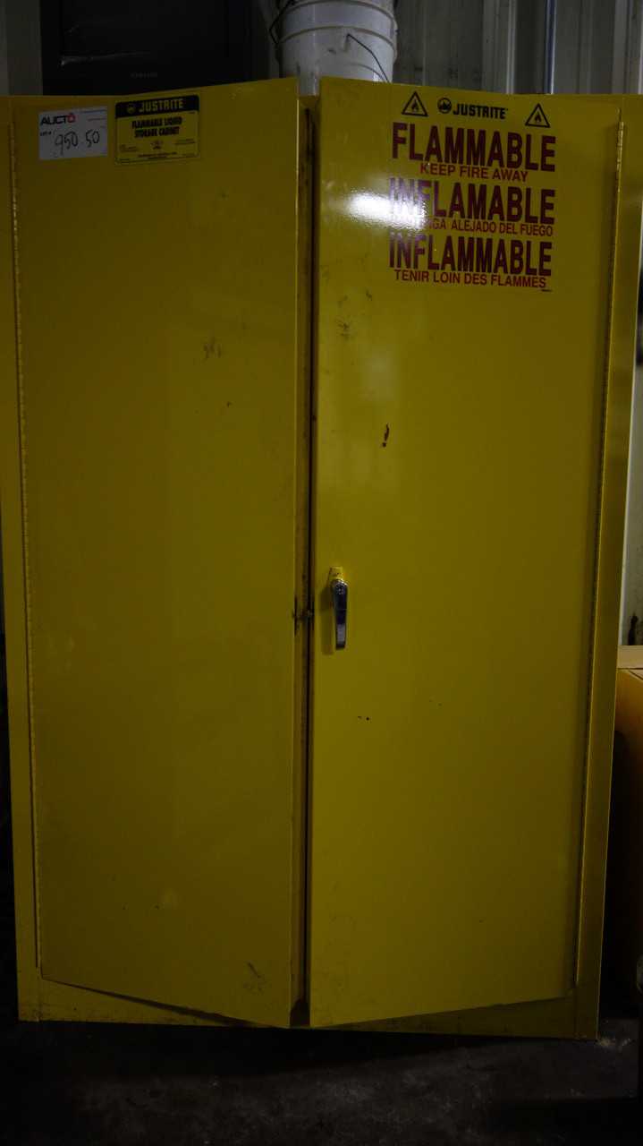 JUSTRITE 25450 45 GAL FLAMMABLE LIQUID STORAGE CABINET - TOOL STORAGE