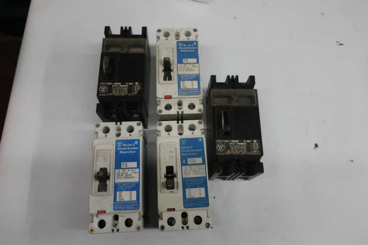 LOT OF 5 ASSORTED 2P CIRCUIT BREAKERS - CIRCUIT BREAKERS