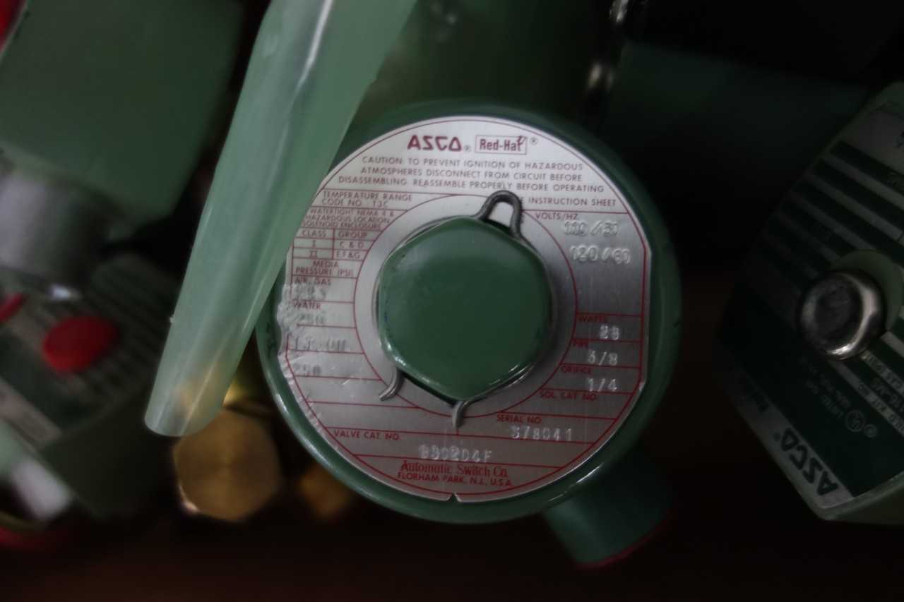 PALLET OF ASSORTED SOLENOID VALVES - SOLENOID VALVE
