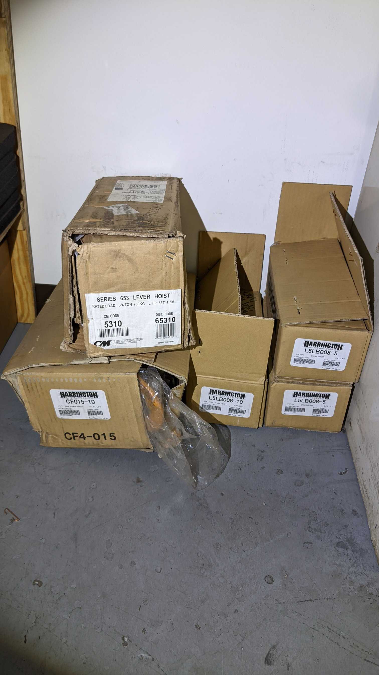 LOT OF CHAIN HOISTS - LIFTING EQUIPMENT
