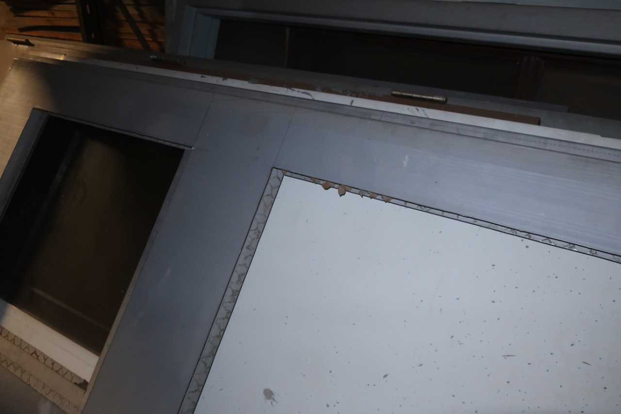 LOT OF 10 ASSORTED DOORS - TRAILER MOUNTED EQUIPMENT