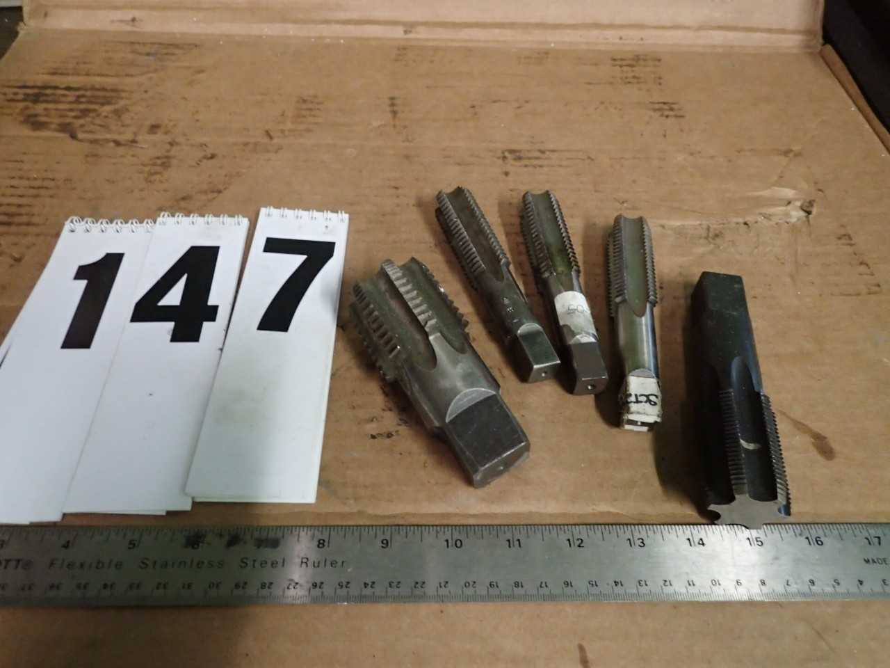 5 Pcs Threading Taps 1"-8NC, 1"-8NC, 1-3/8"-12NF, 1-1/2"NPT, 7/8-9 Helicoil - MACHINING ACCESSORIES & TOOLING