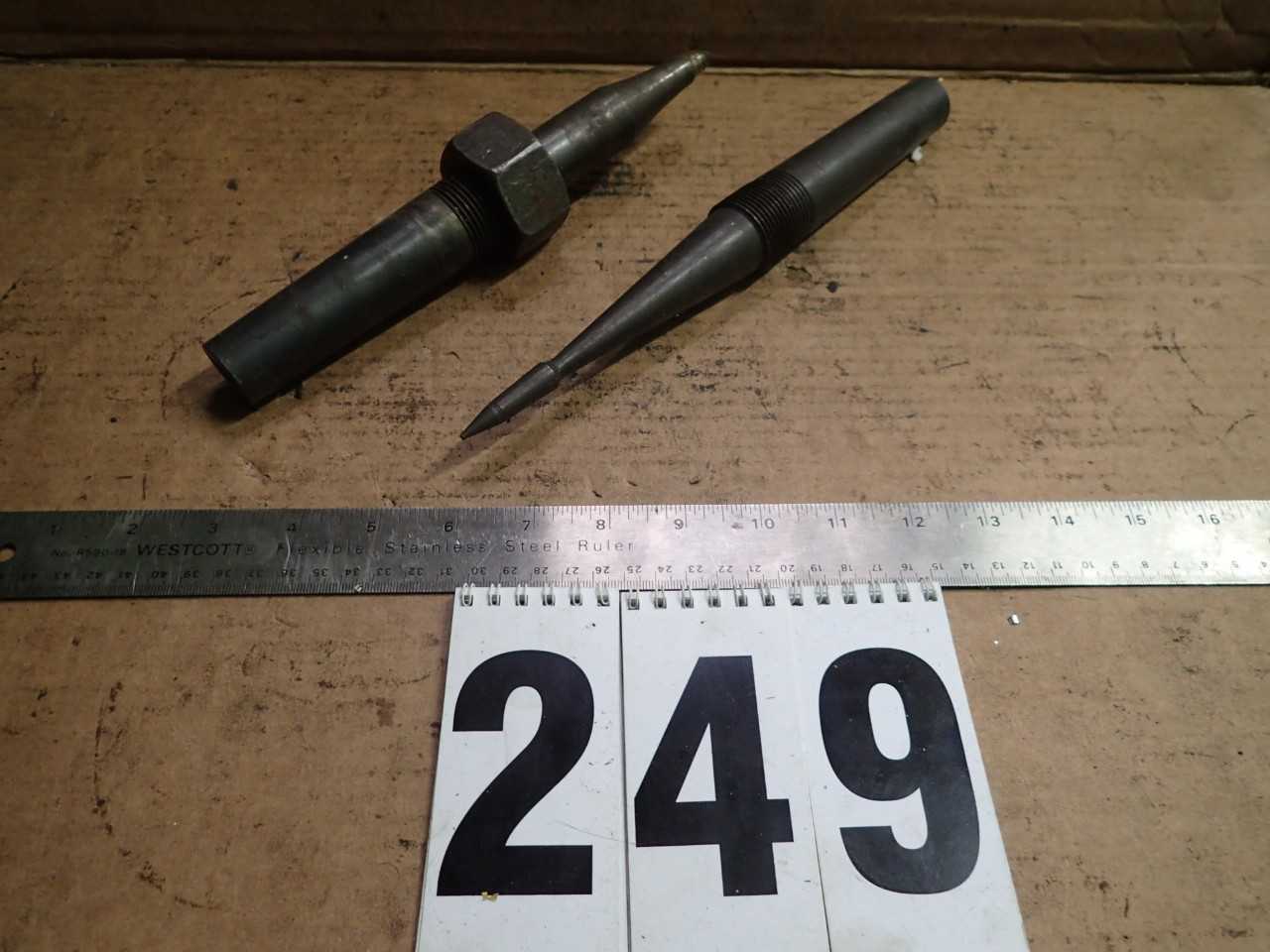 2 Pcs Dividing Head Dead Centers - MACHINING ACCESSORIES & TOOLING