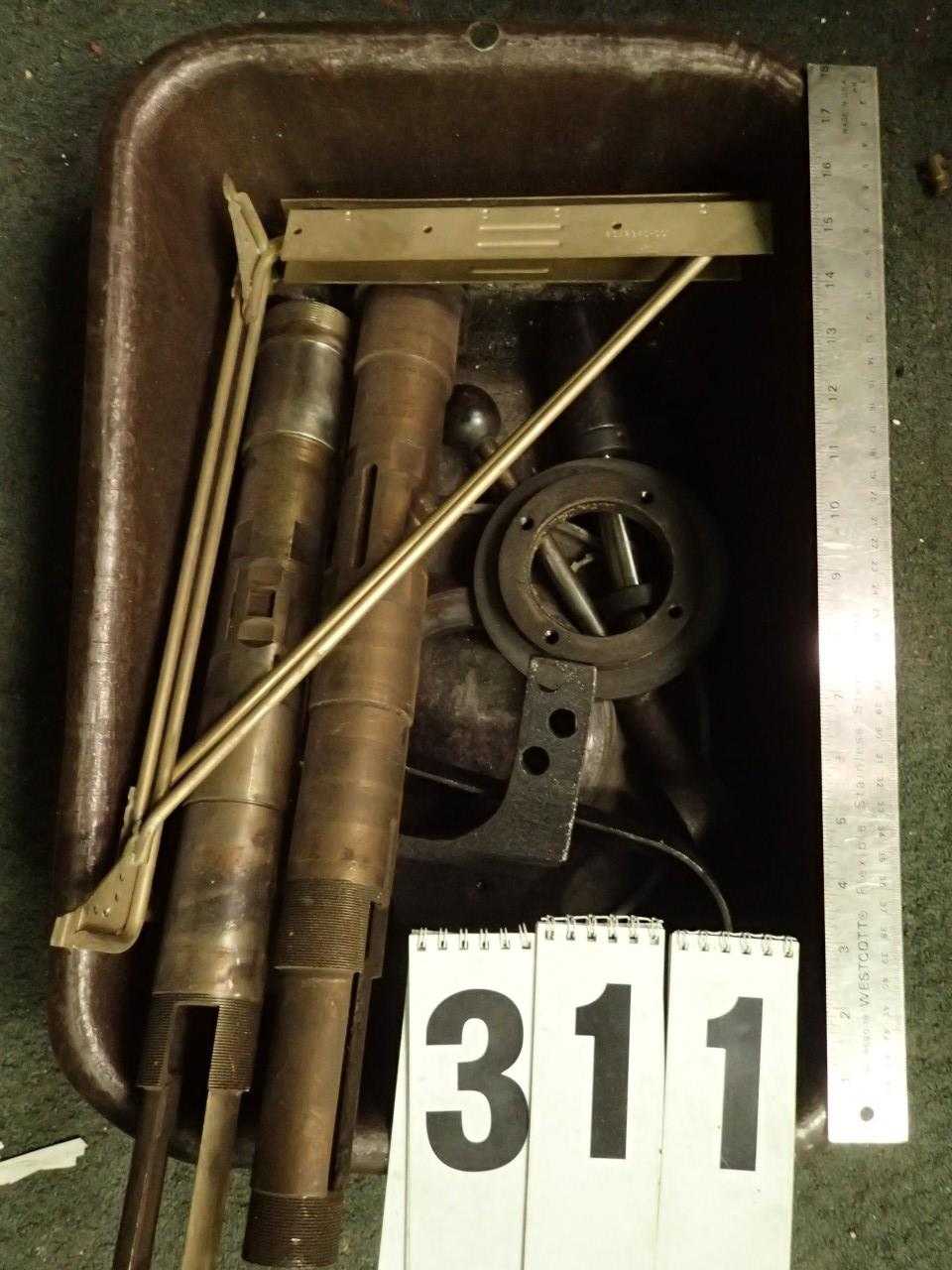 Tub of Machine Parts - MACHINING ACCESSORIES & TOOLING Tub of Machine Parts - MACHINING ACCESSORIES & TOOLING