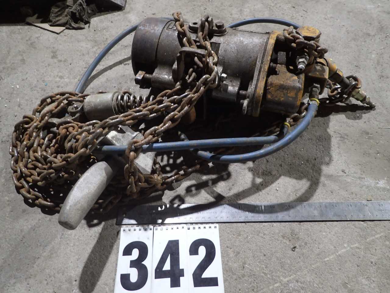 Air Hoist - LIFTING EQUIPMENT