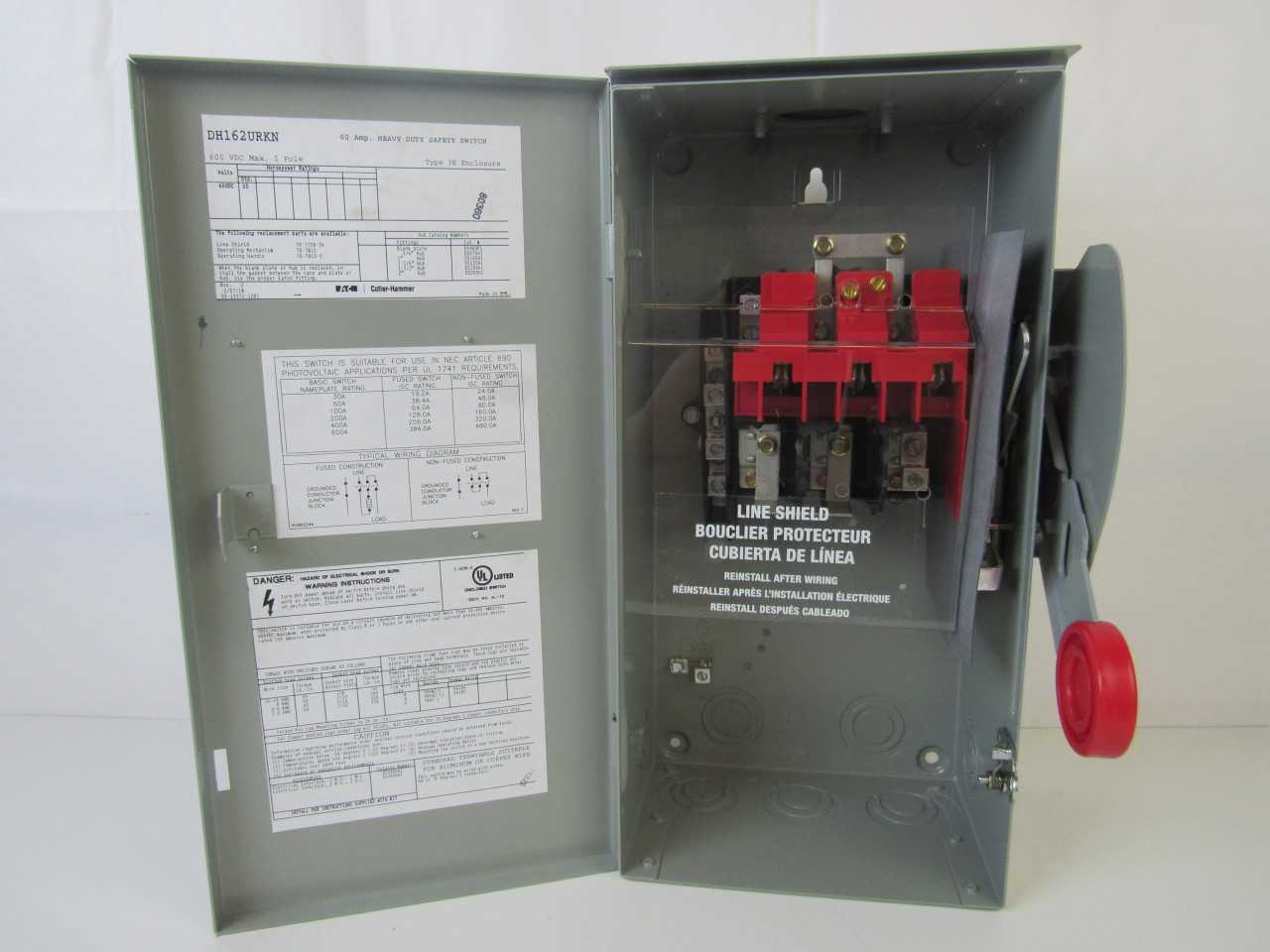 Quantity of 15x DH162URKN Switches - ELECTRICAL COMPONENTS