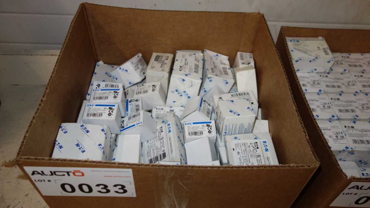 1 BOX OF EATON / CUTLER HAMMER ELECTRICAL - ELECTRICAL COMPONENTS