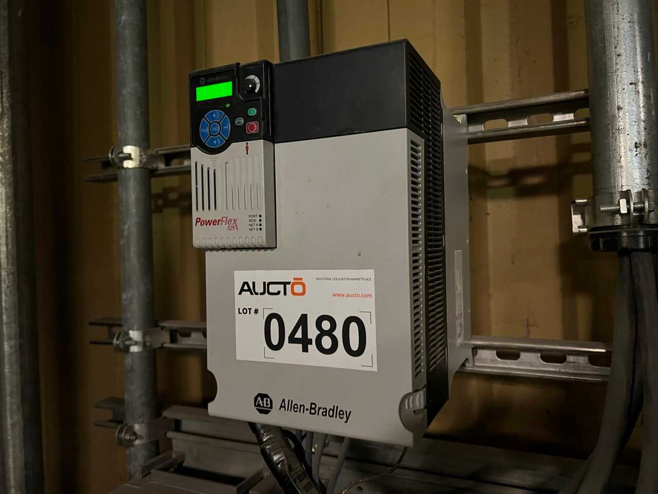 4x Allen Bradley Powerflex 525 & 70 VFDs - MOTOR DRIVES