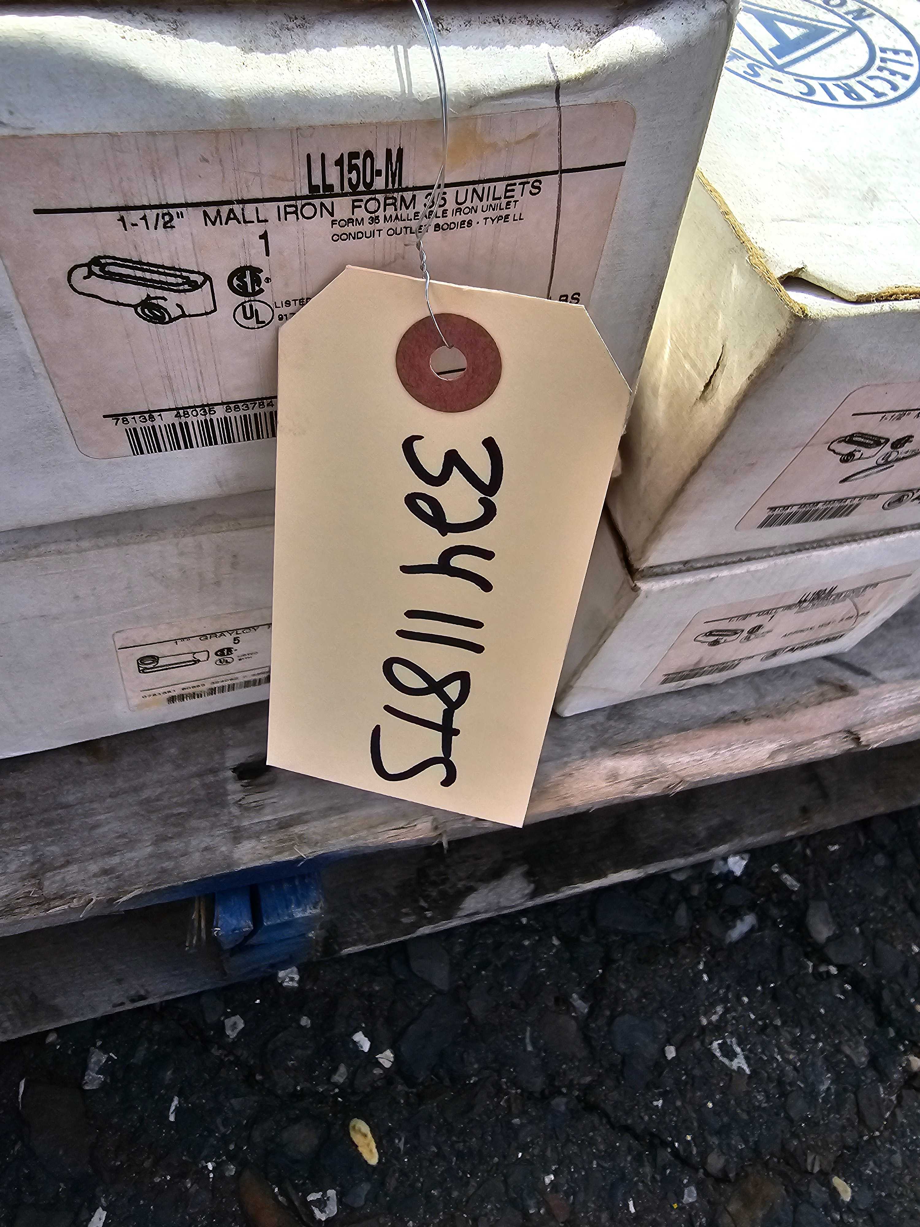 SKID OF APPLETON CONDUIT BODIES - APPROX 43 BOXES - CONDUIT