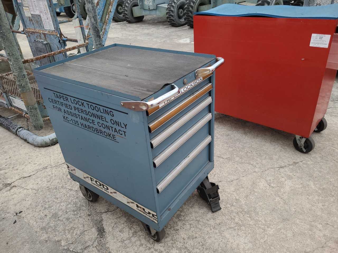 Lista 5 drawer tool crib (Lot 2586585) San Antonio, TX - TOOL STORAGE