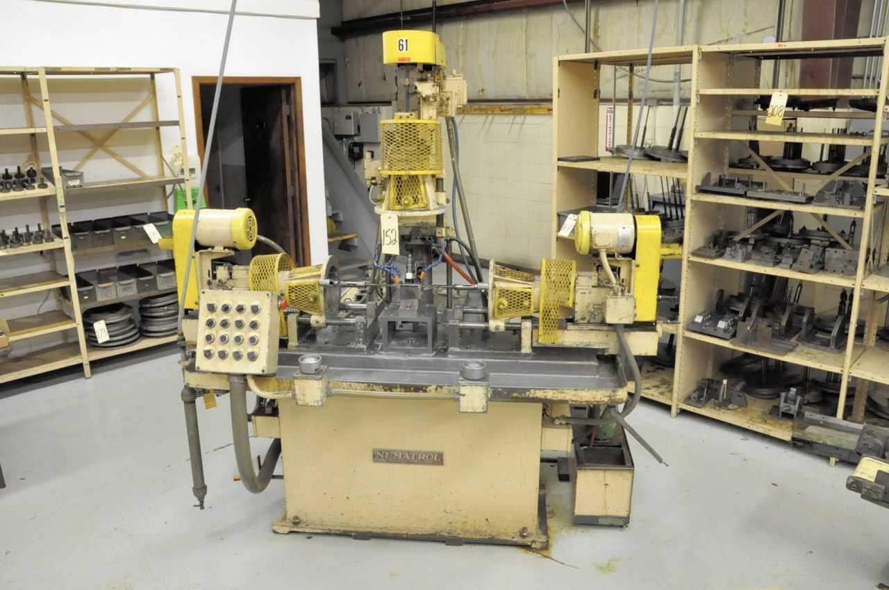 GOVRO NELSON 3-Head Drilling and Tapping Machine, Consisting - GANG DRILLING MACHINES