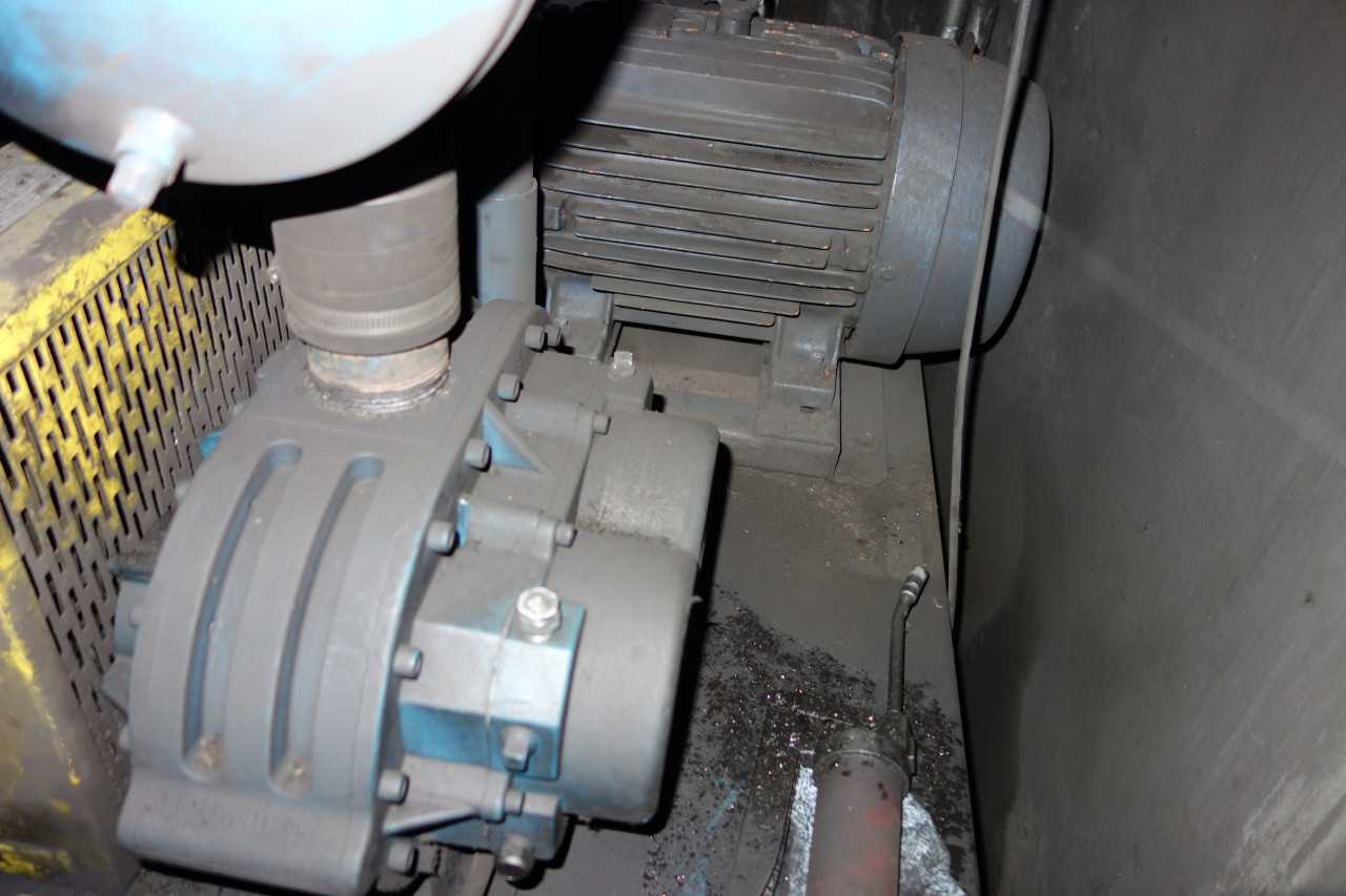LOT OF 2 TUTHILL 3006 BLOWER SKIDS WITH 20HP MOTOR AND SILENCER - ELECTRIC MOTORS
