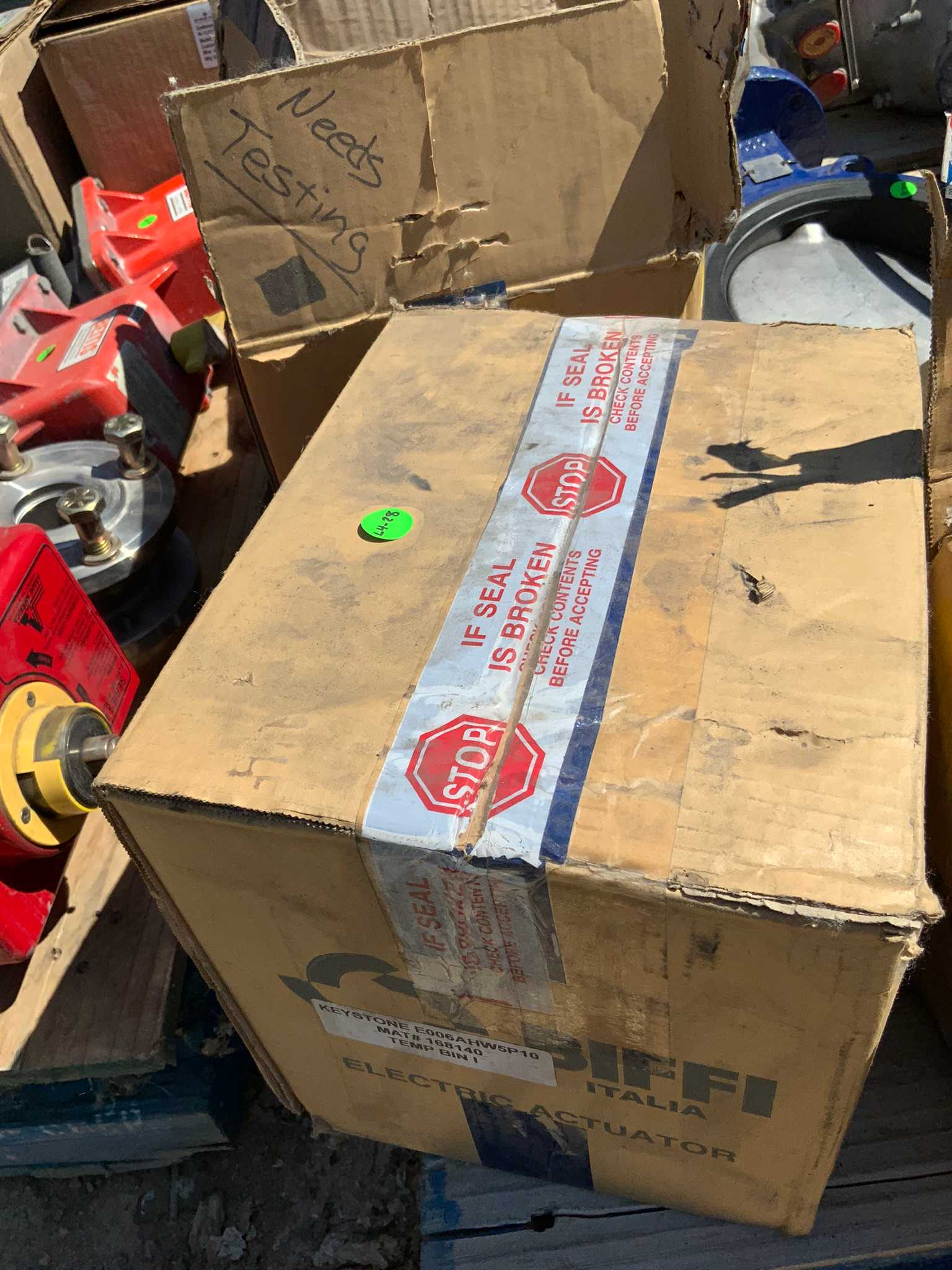 Bulk Lot of New & Used Valves & Actuators - VALVES