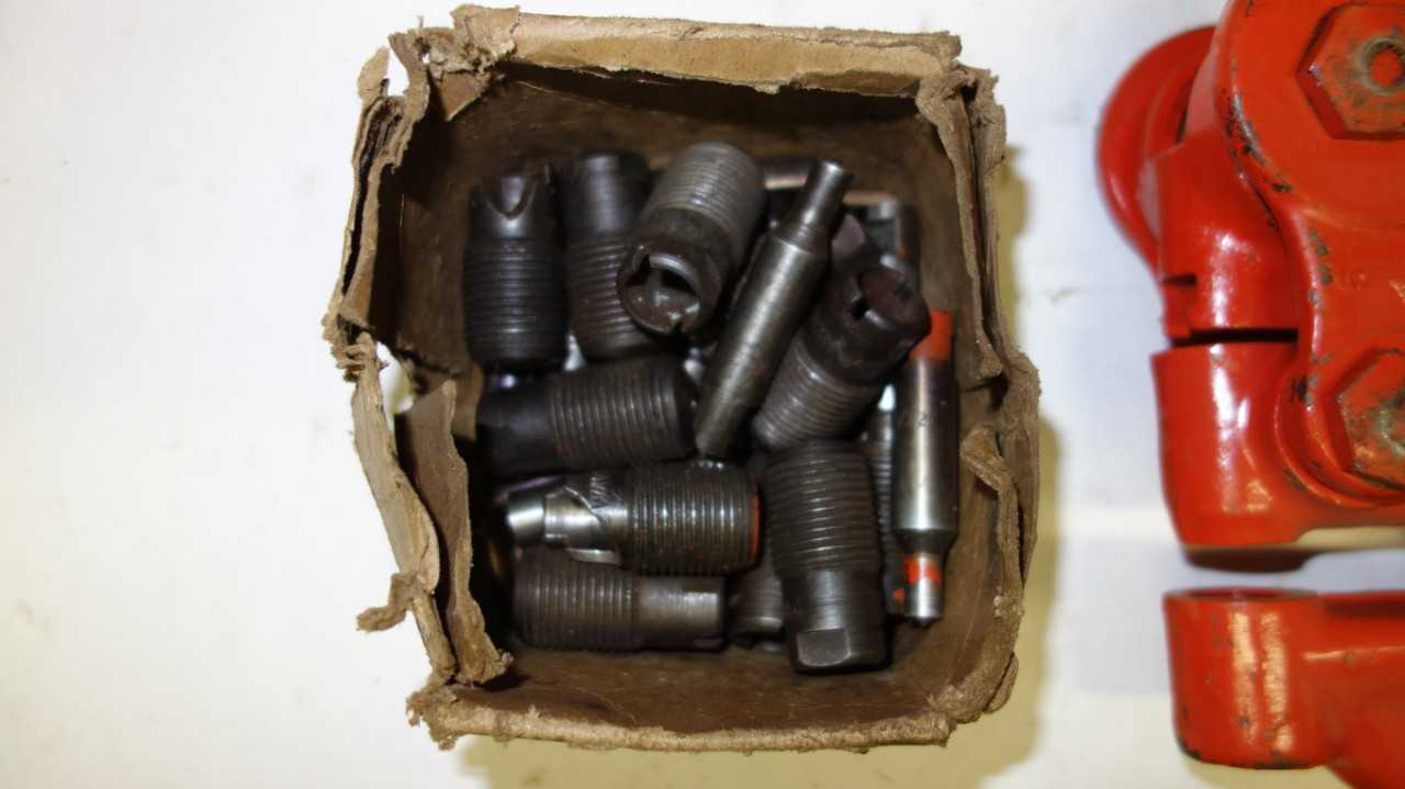 LOT OF 2 ASSORTED WHITNEY HAND PUNCHES - HAND TOOLS