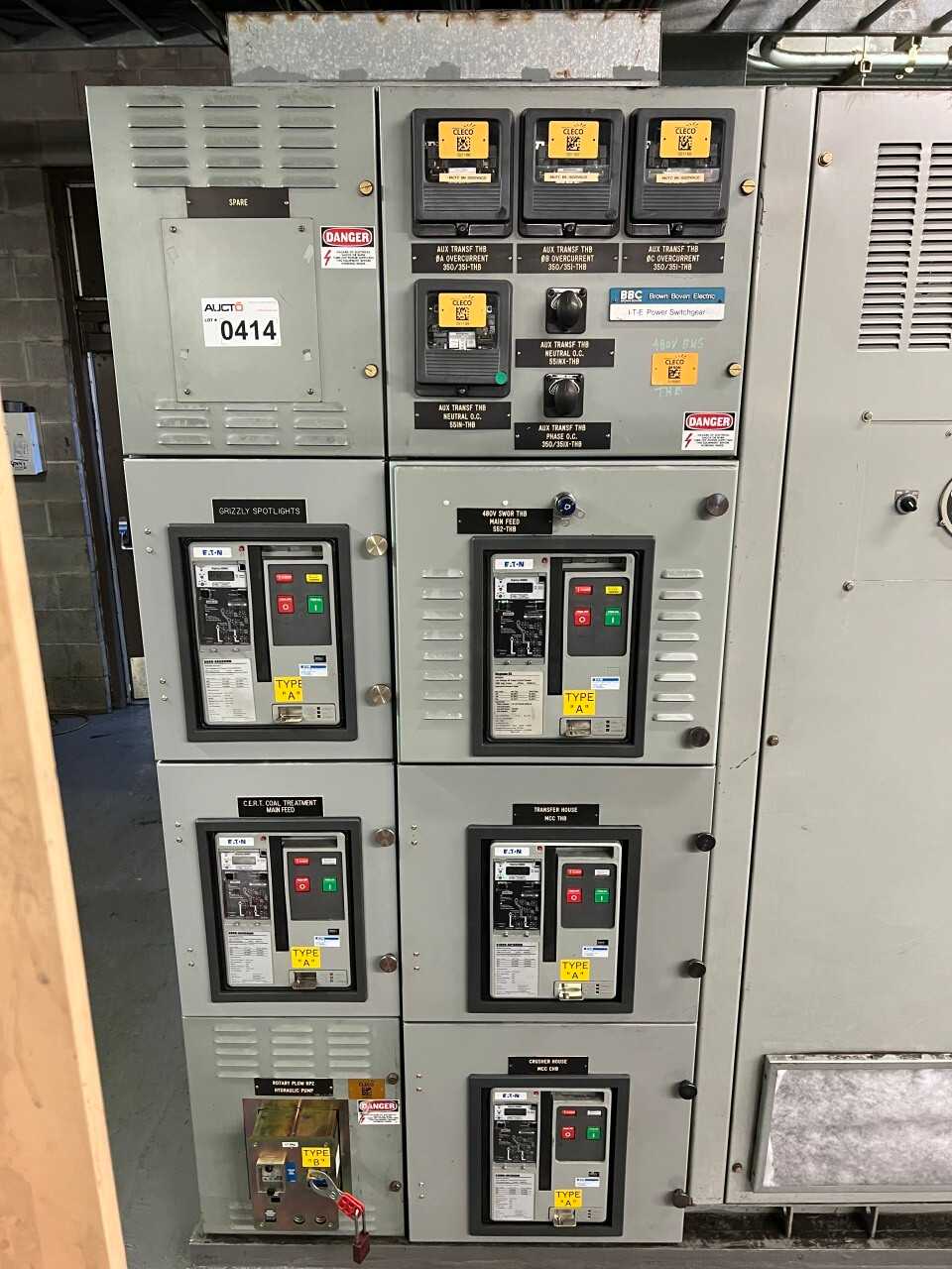 5x Eaton Magnum DS power circuit breakers - CIRCUIT BREAKERS