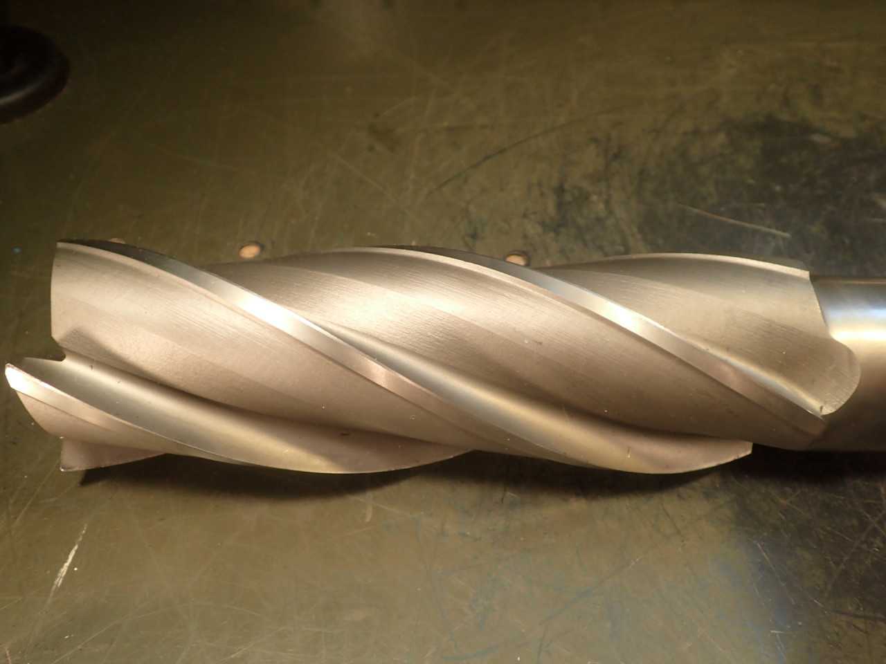 Quinco 2-1/2" HSS End Mill 7-3/4" Shoulder 2" Twist-Lock Straight Shank USA - MACHINE TOOLING