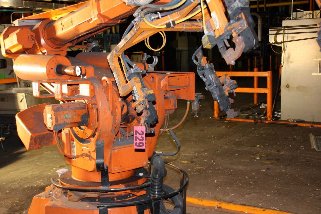 ABB robot free standing - MACHINING ACCESSORIES & TOOLING