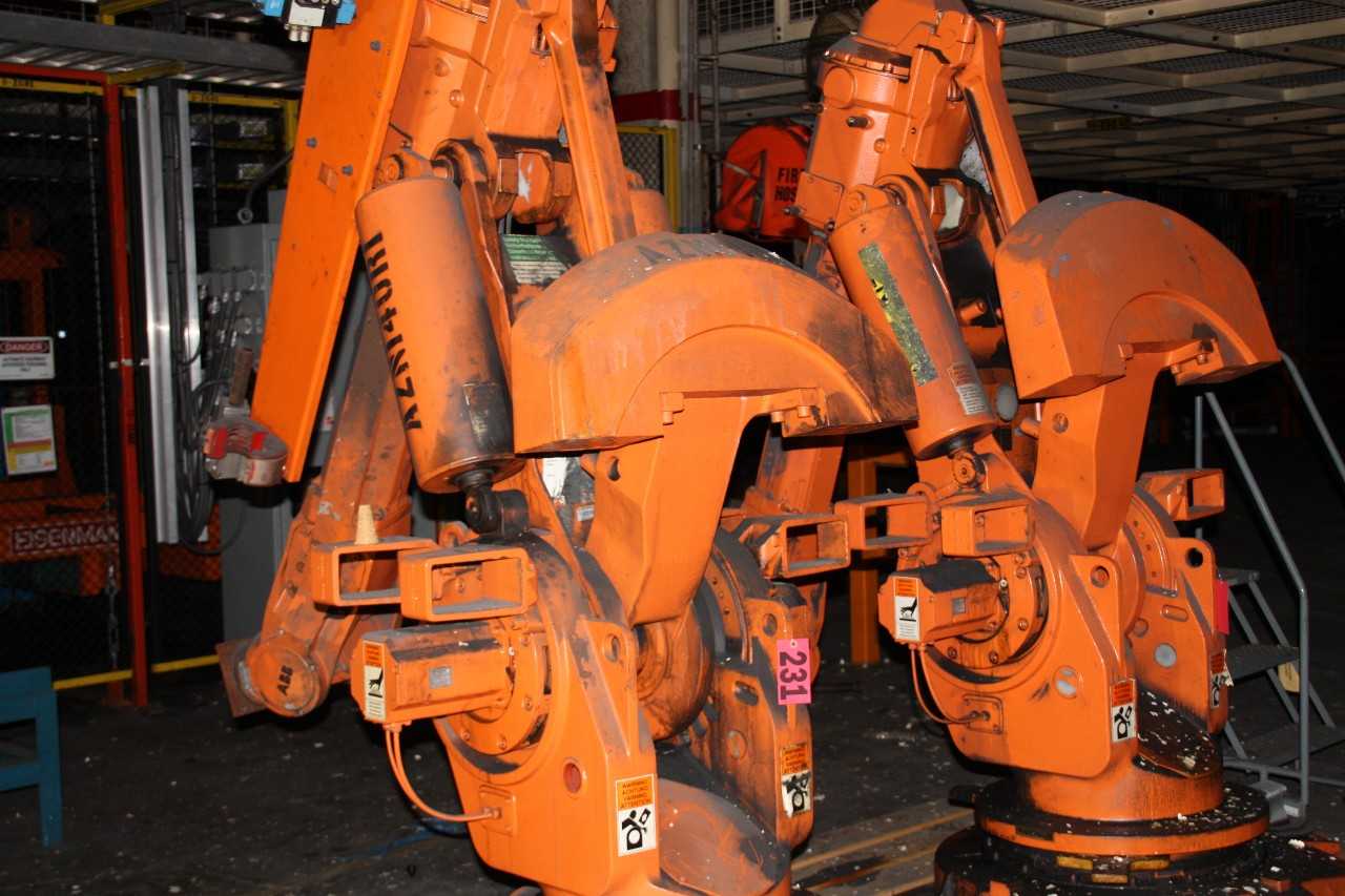 ABB robot free standing - MACHINING ACCESSORIES & TOOLING