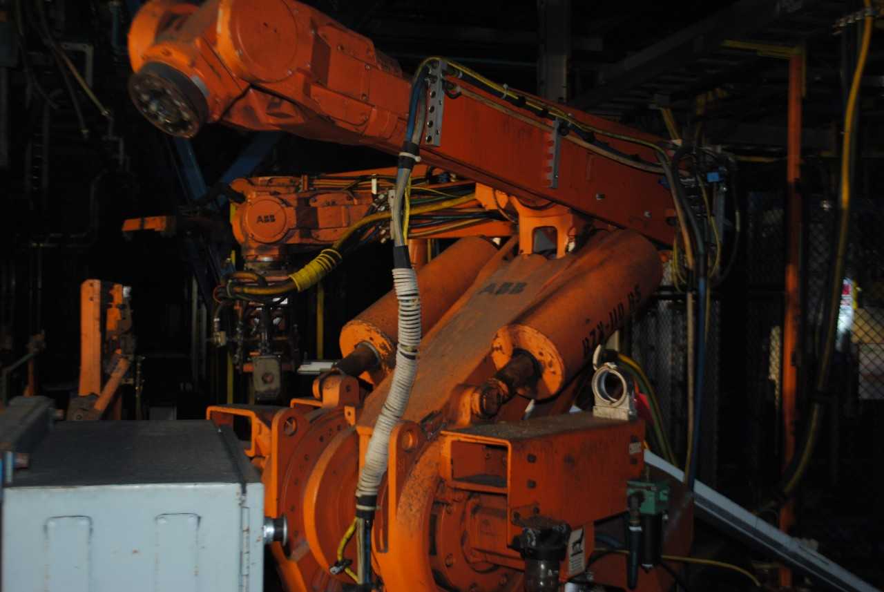 ABB IRB 6400 Industrial Robot - INDUSTRIAL ROBOTS
