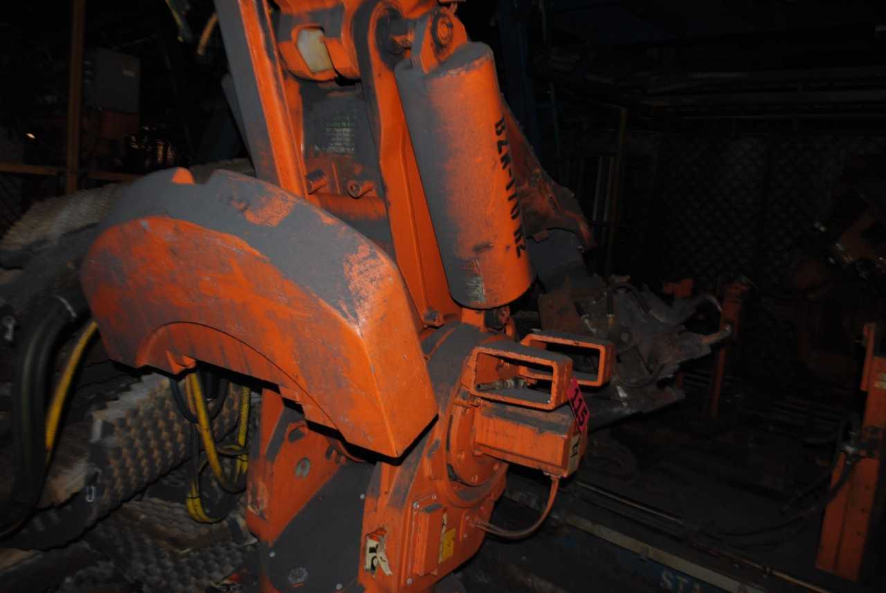 ABB IRB 6400 Industrial Robot with Welder - INDUSTRIAL PARTS