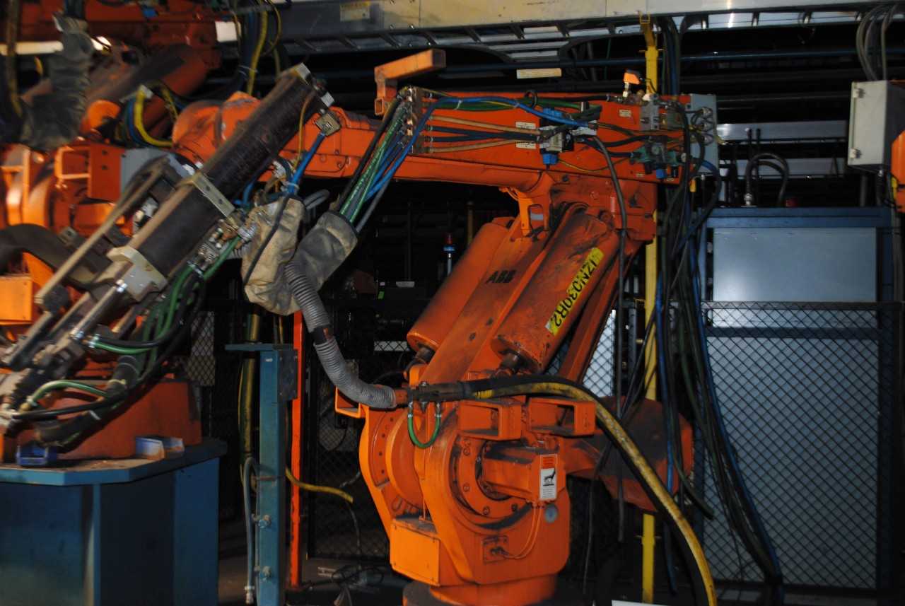 ABB IRB 6400 Industrial Robot with Welder - INDUSTRIAL ROBOTS