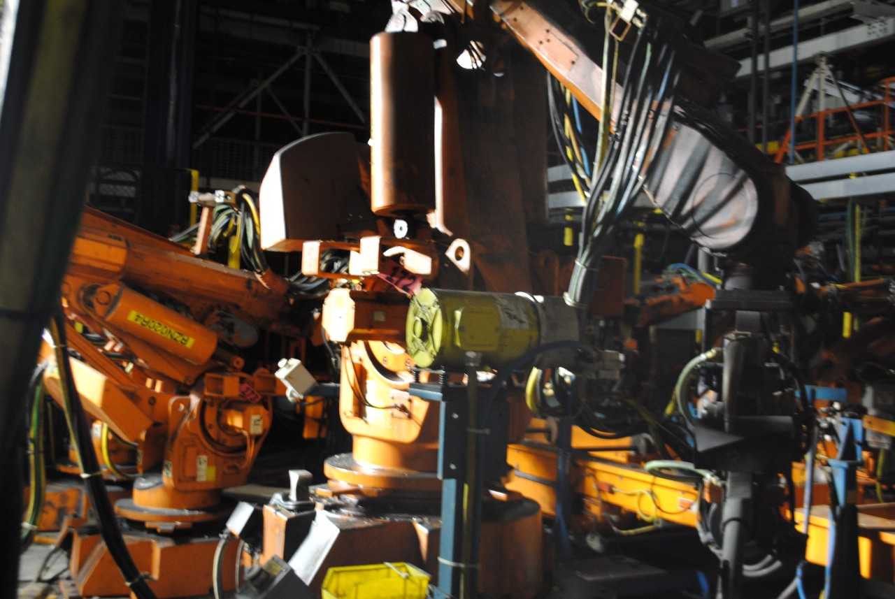 ABB IRB 6400 Industrial Robot with Welder - INDUSTRIAL ROBOTS