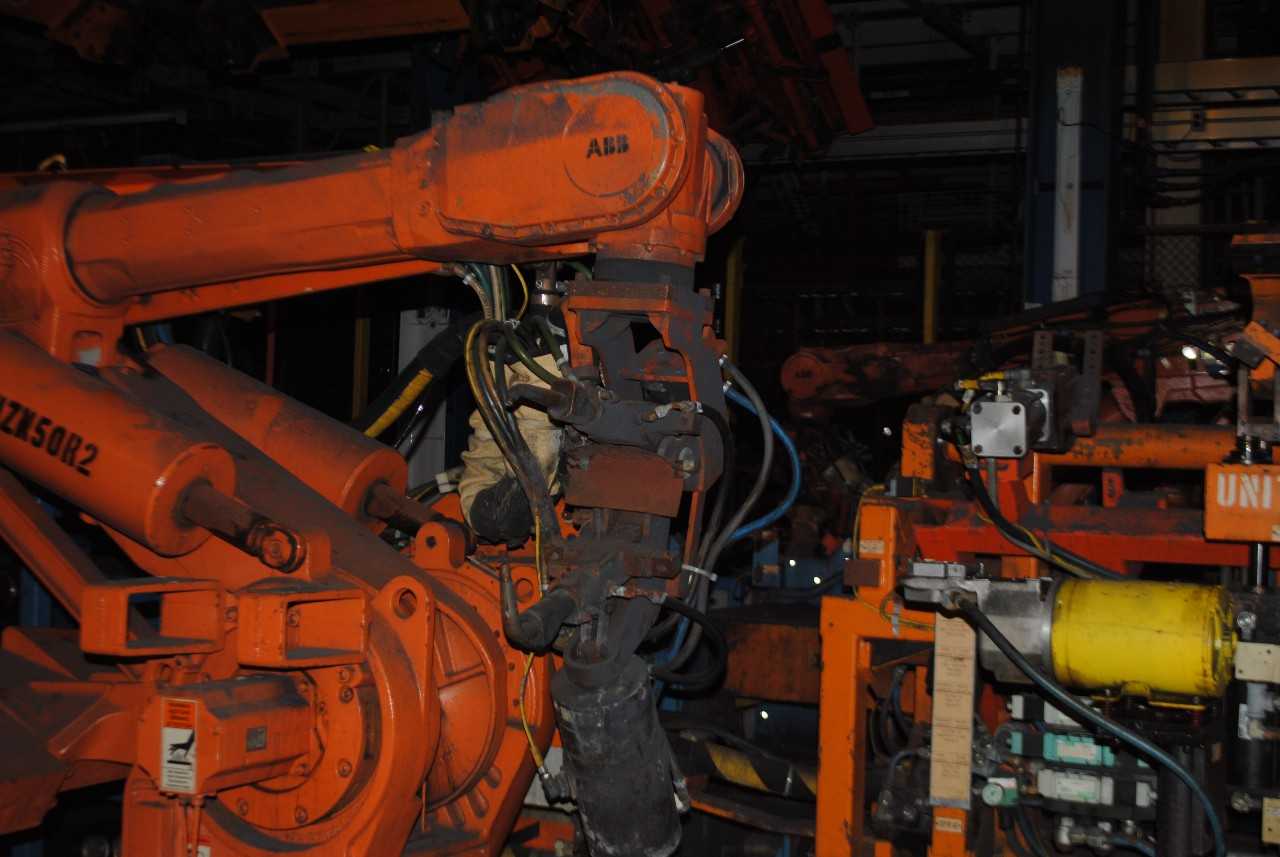 4 Count of --   ABB IRB 6400 Industrial Robots with Welder - MACHINING ACCESSORIES & TOOLING