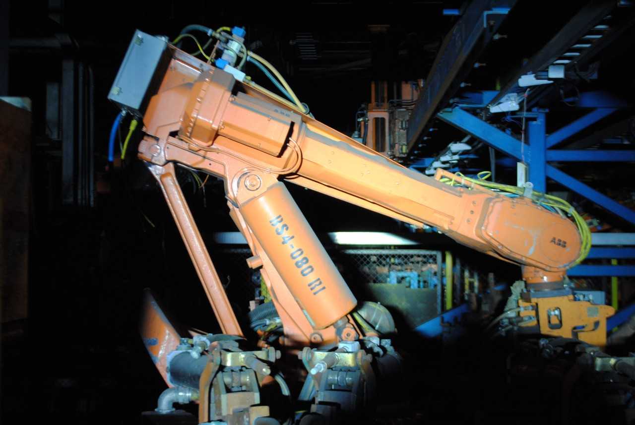 ABB IRB 6400 Industrial Robot with Welder - INDUSTRIAL ROBOTS
