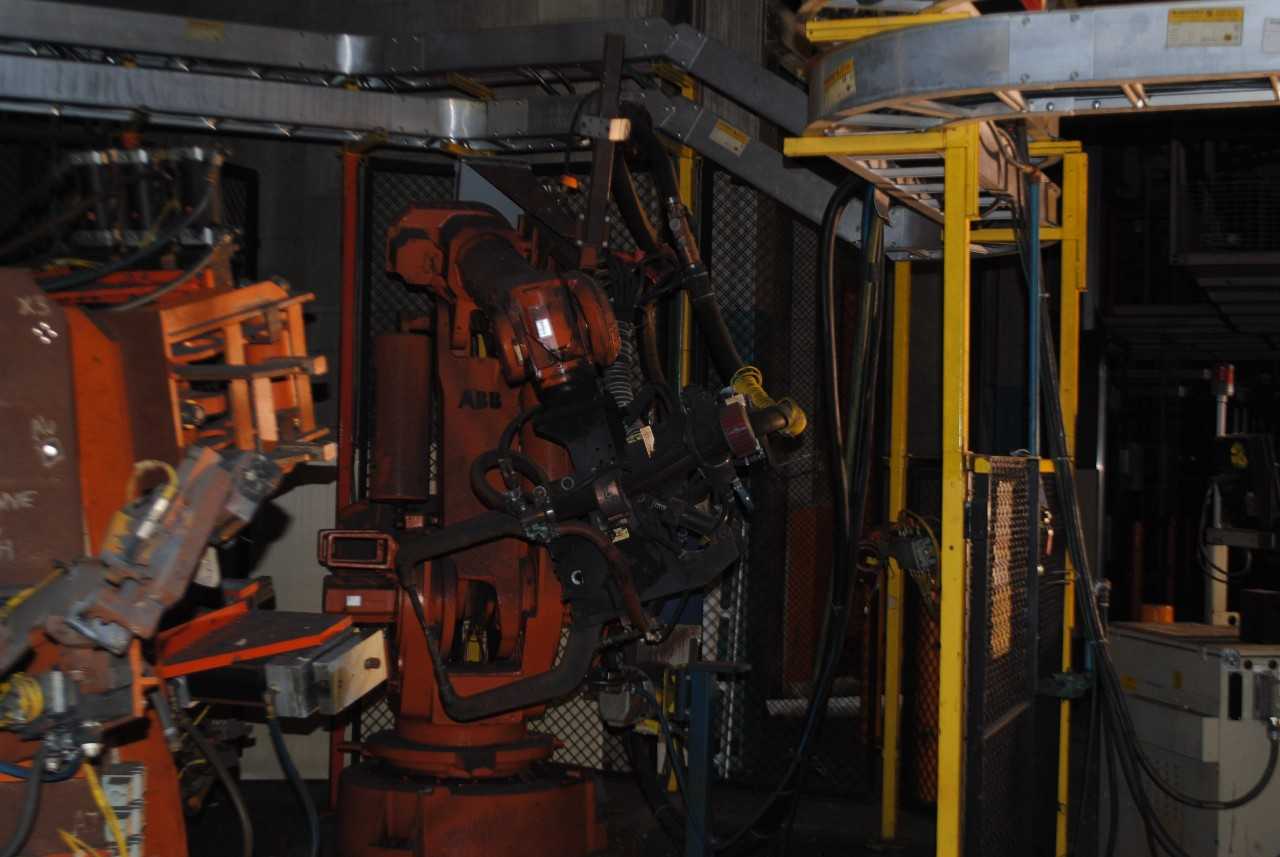 2 Count of --   ABB IRB 6400 Industrial Robots with Welder - MACHINING ACCESSORIES & TOOLING