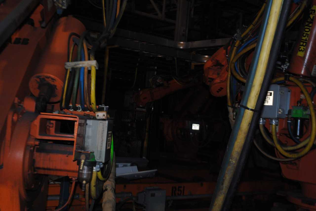 7 Count of --   ABB IRB 6400 Industrial Robots with Welder - MACHINING ACCESSORIES & TOOLING