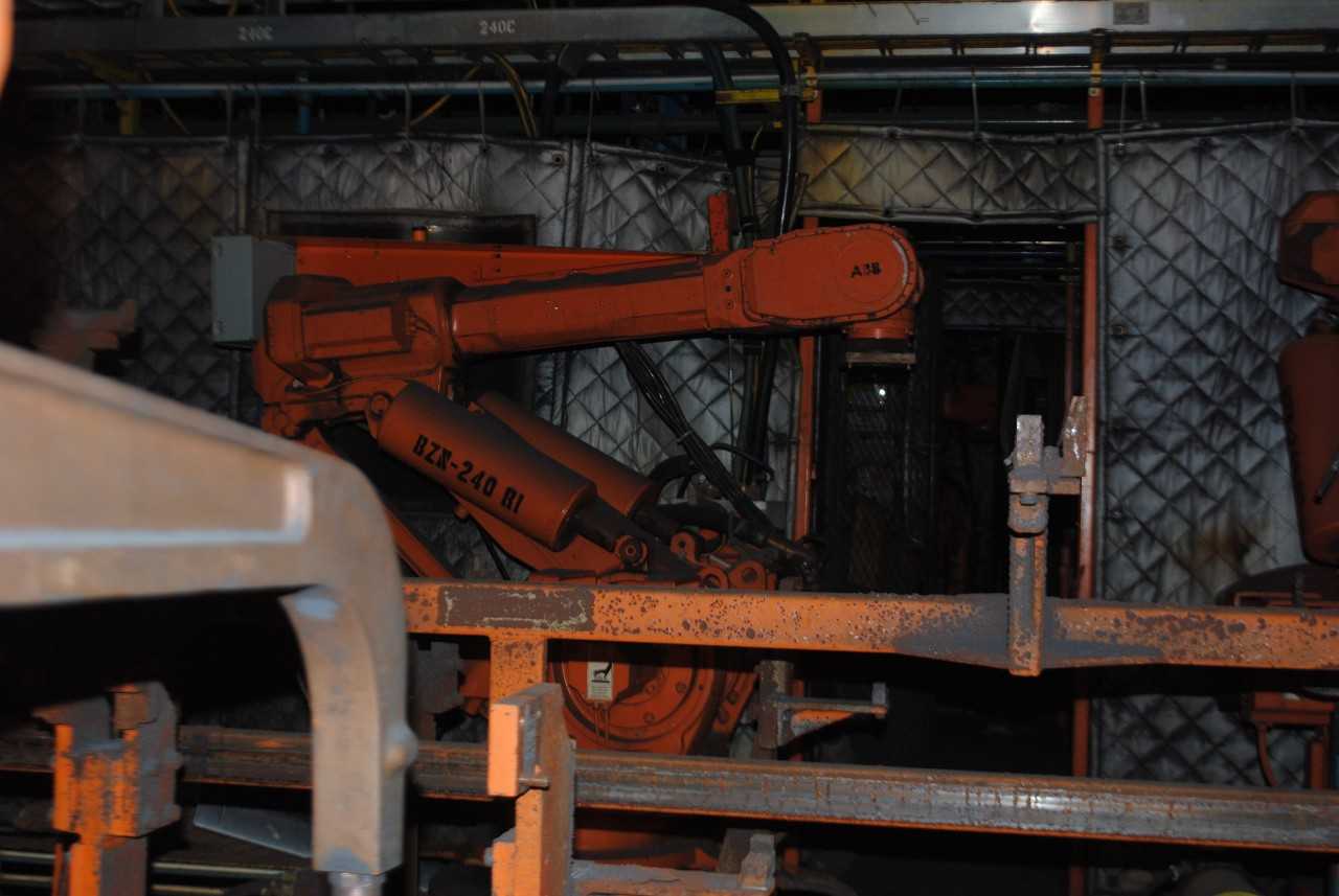 8 Count of --   ABB IRB 6400 Industrial Robots with Welder - MACHINING ACCESSORIES & TOOLING