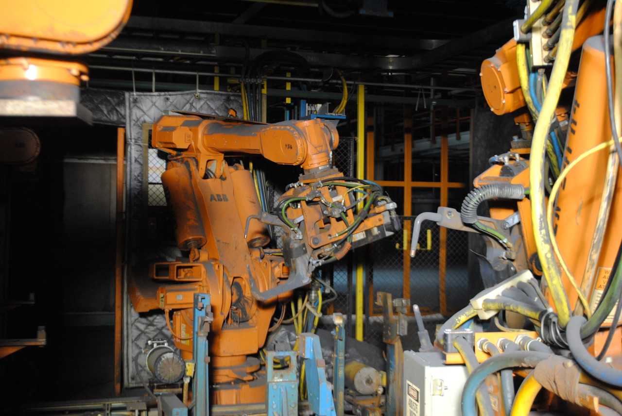8 Count of --   ABB IRB 6400 Industrial Robots with Welder - MACHINING ACCESSORIES & TOOLING
