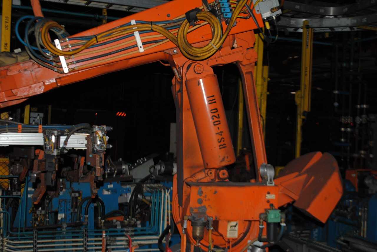 ABB IRB 6400 Industrial Robot with Welder - INDUSTRIAL ROBOTS