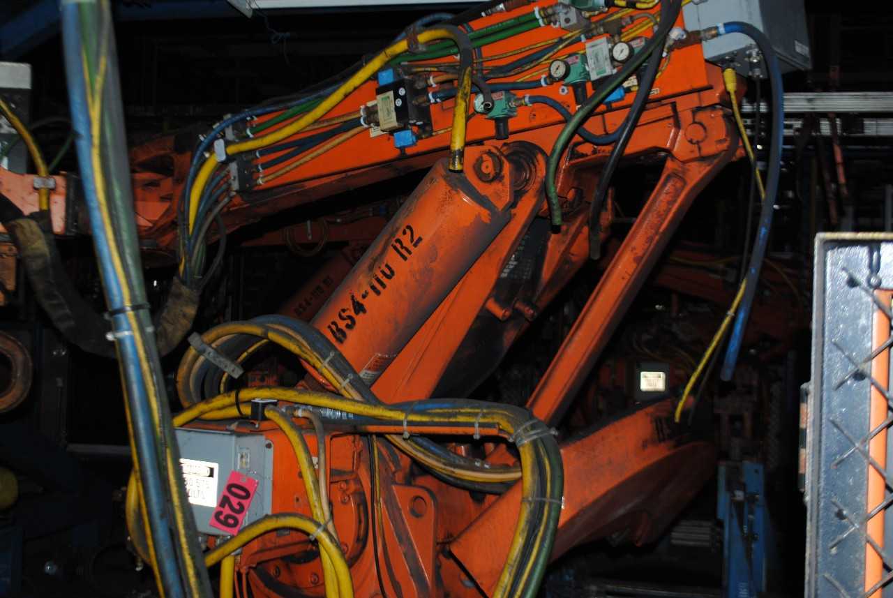 ABB IRB 6400 Industrial Robot with Welder - INDUSTRIAL ROBOTS
