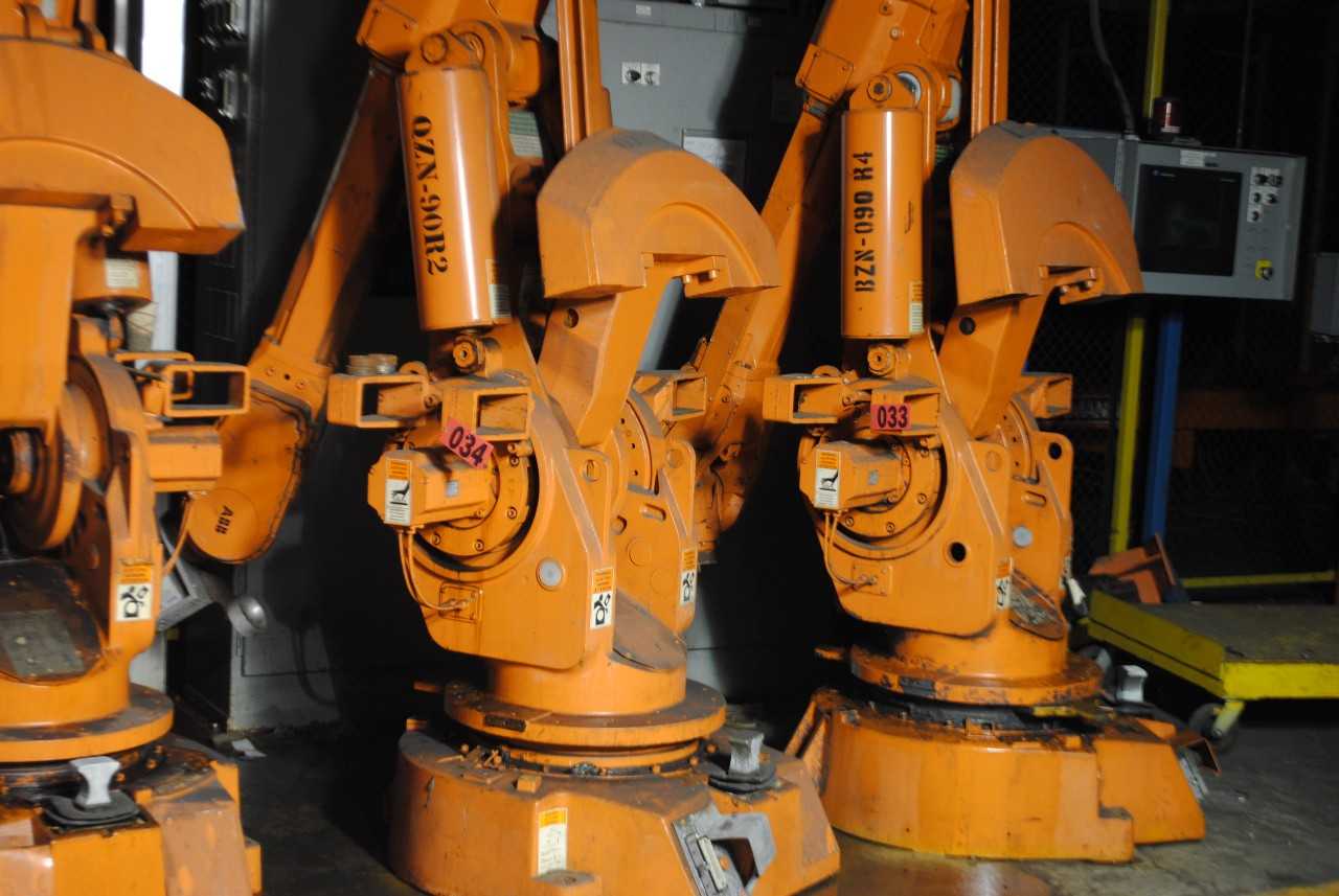 ABB IRB 6400 Industrial Robot - INDUSTRIAL ROBOTS
