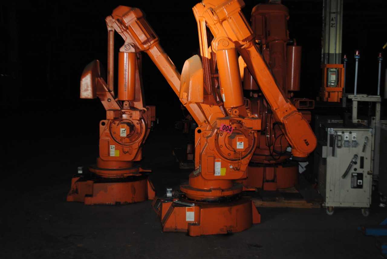 ABB IRB 6400 Industrial Robot - INDUSTRIAL ROBOTS