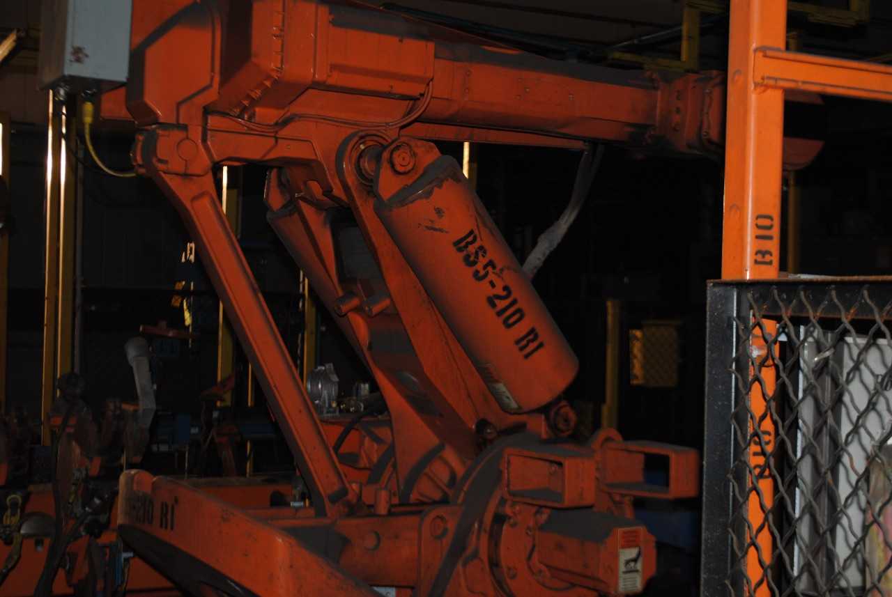 ABB IRB 6400 Industrial Robot - INDUSTRIAL ROBOTS