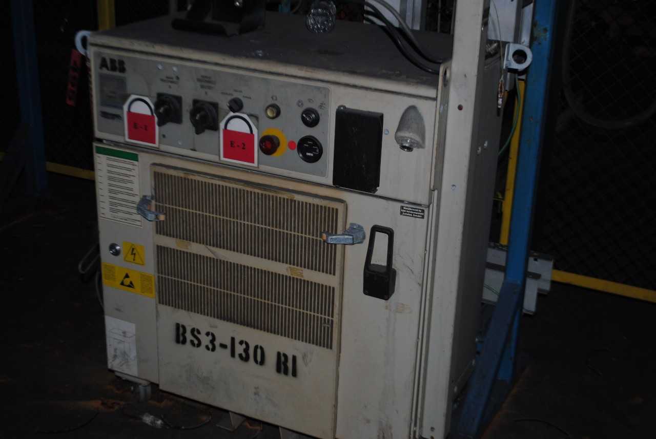 ABB IRB 6400 Industrial Robot with Welder - INDUSTRIAL ROBOTS