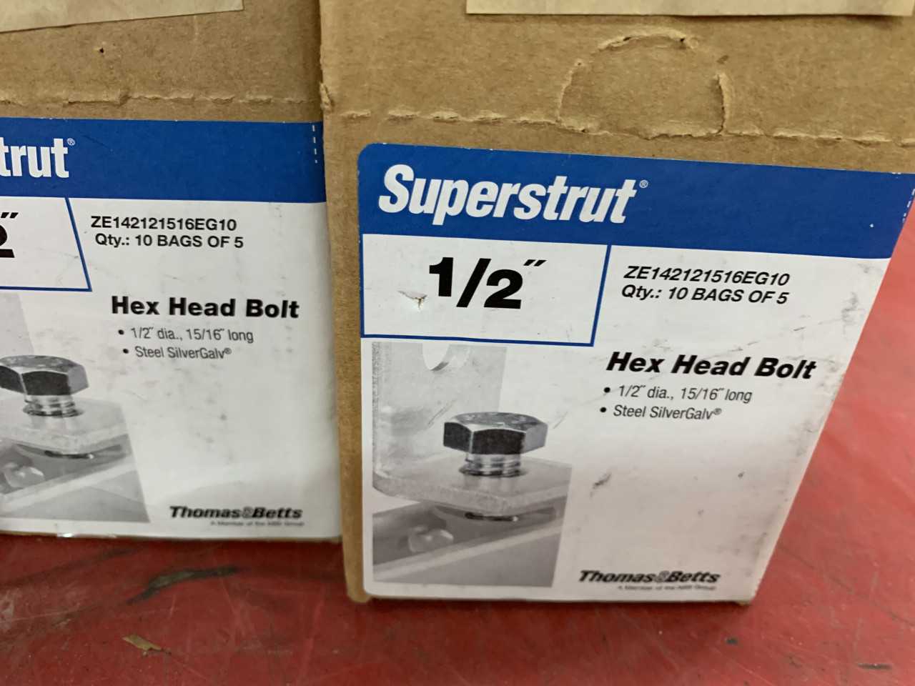 LOT OF NEW THOMAS & BETTS SUPERSTRUT 1/2" HEX HEAD BOLTS ZE142121516EG10 - ELECTRIC POWER TOOLS