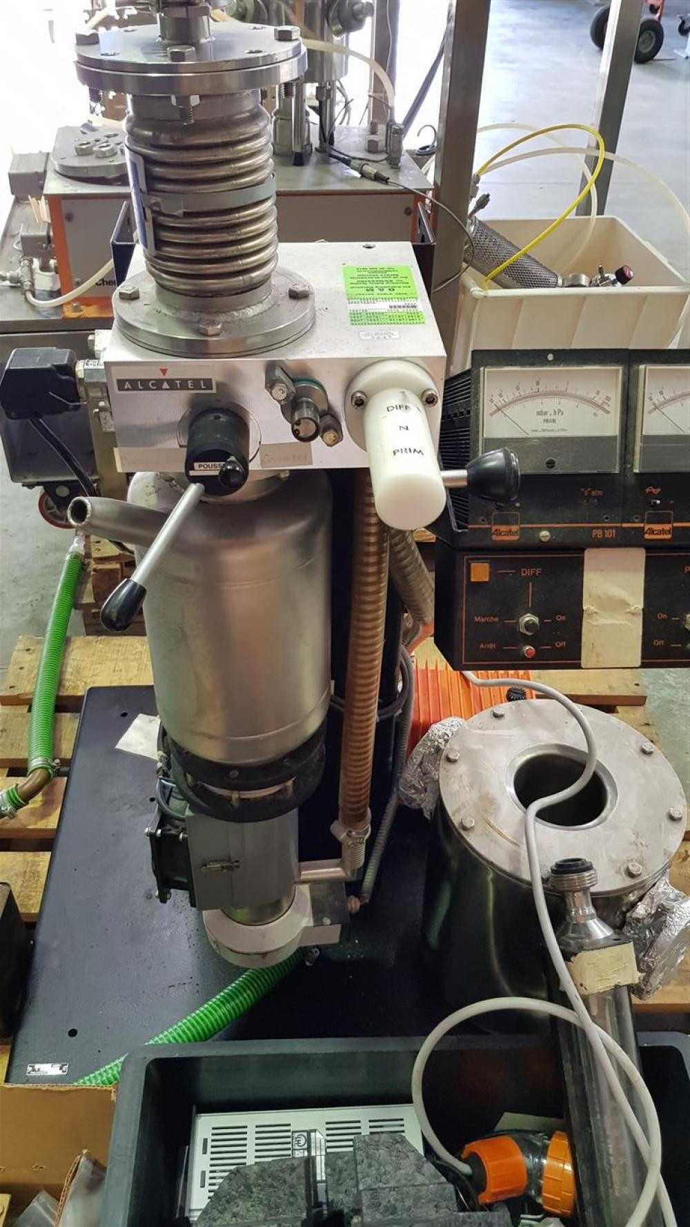 Alcatel Turbo Vacuum Mixer - LAB & SCIENTIFIC