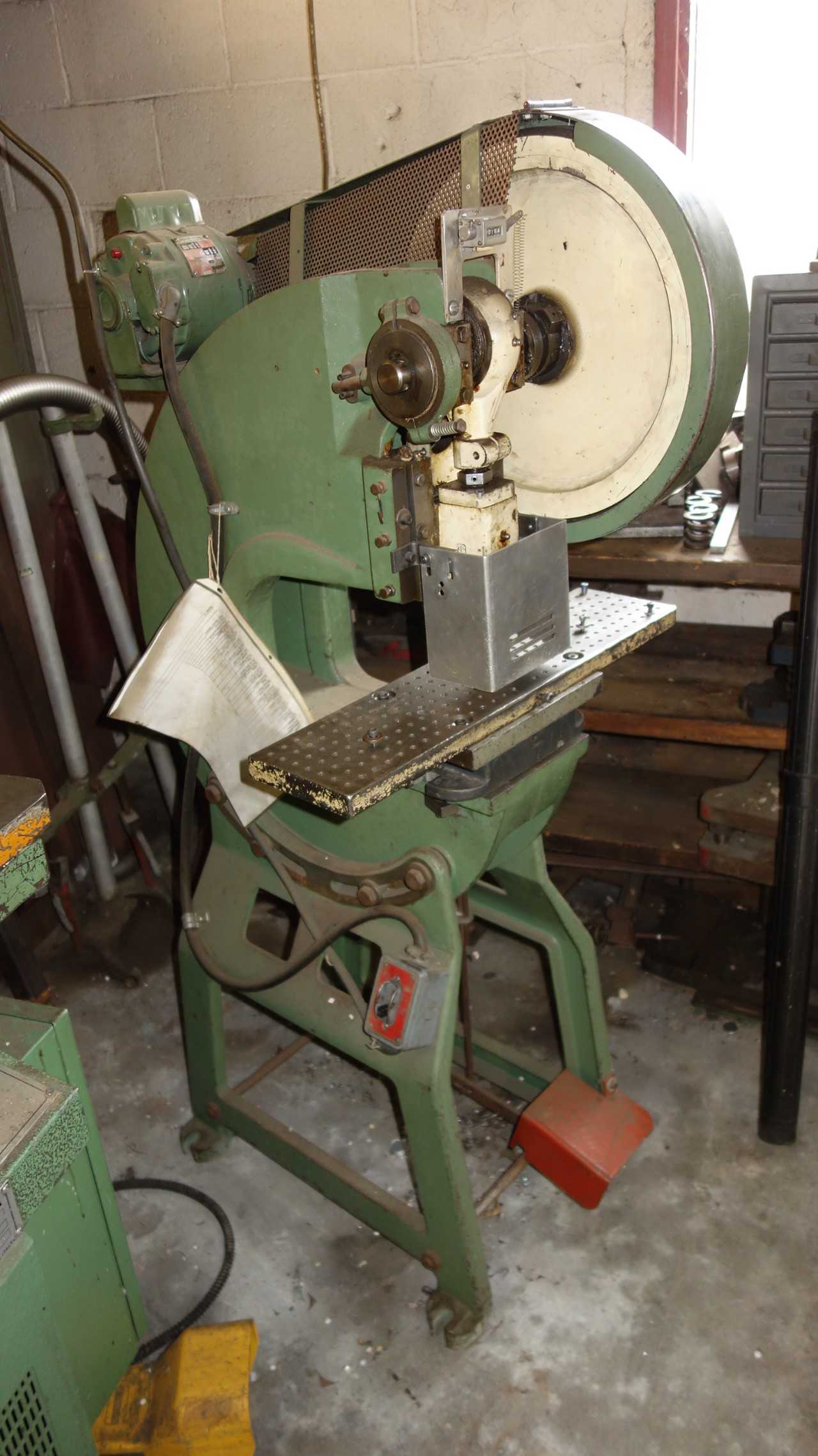 DI-ACRO 5 METALWORKING PUNCH PRESS - PUNCHING MACHINES