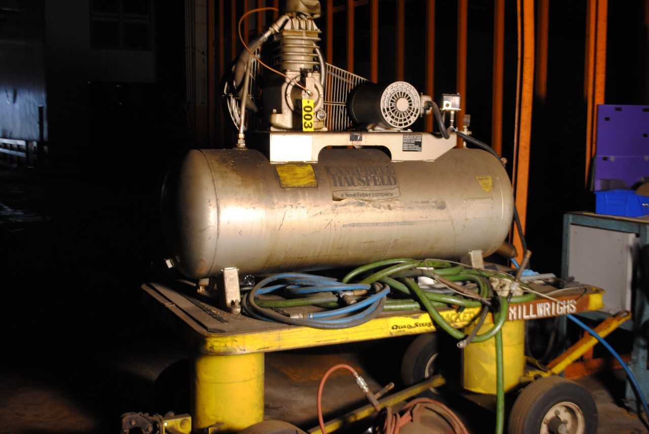 Cambell Hausfeld Compressor, mdl TF430821H, 200 psi, Temp 450 F - MISCELLANEOUS