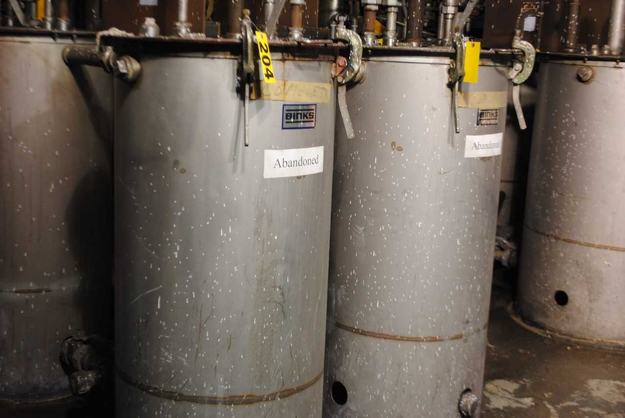 Binks Stainless Steel Mix Tank - MISCELLANEOUS