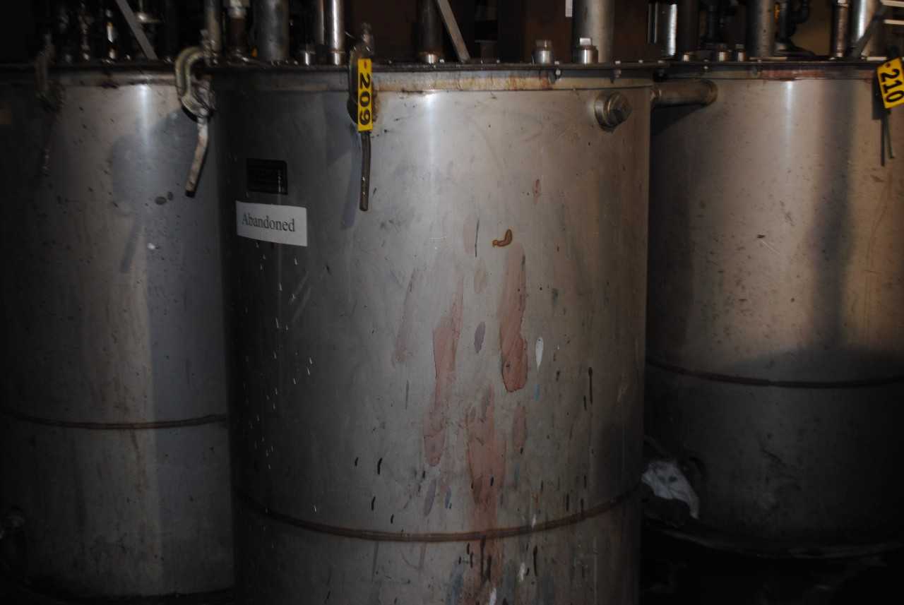Binks Stainless Steel Mix Tank - MISCELLANEOUS