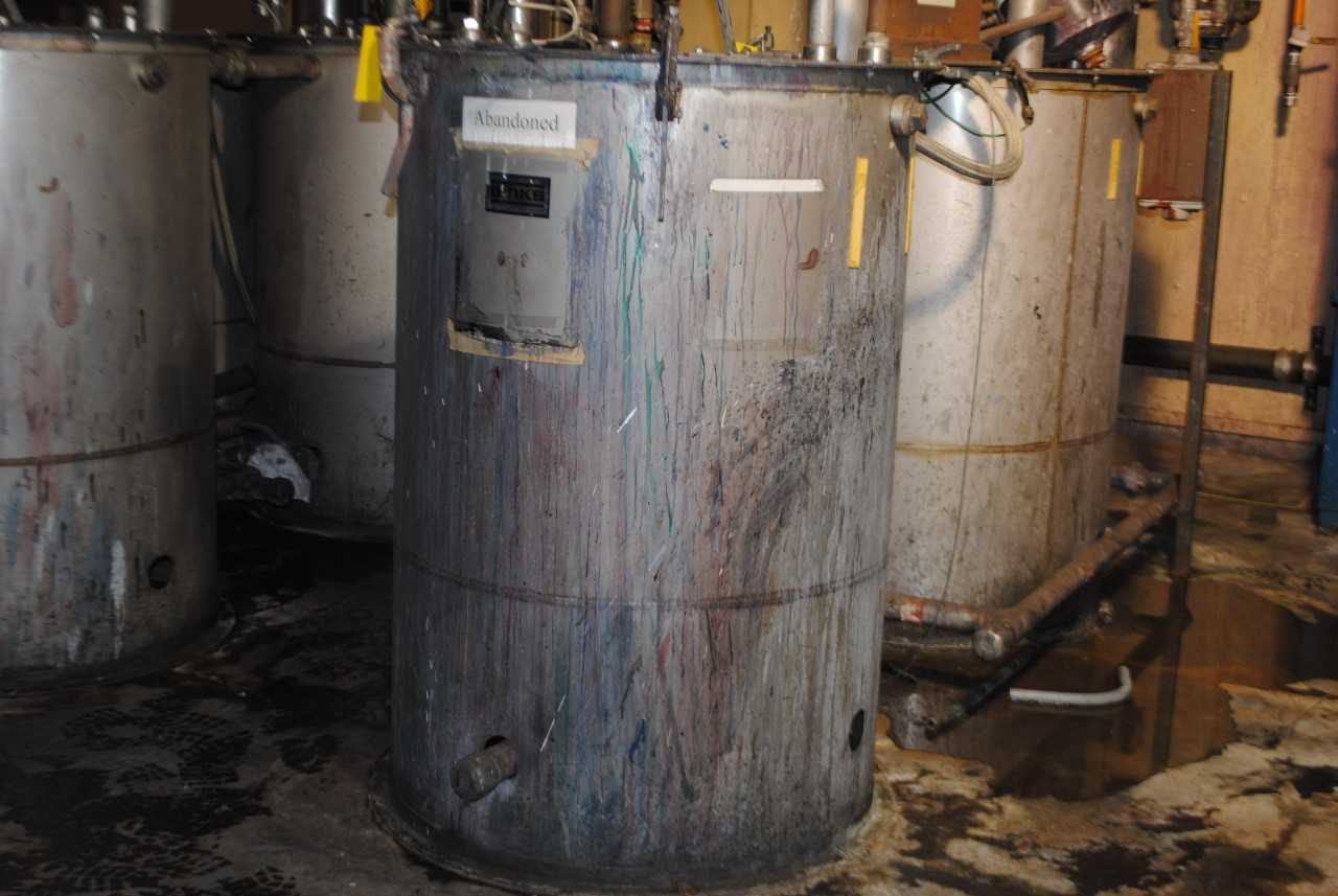 Binks Stainless Steel Mix Tank - MISCELLANEOUS