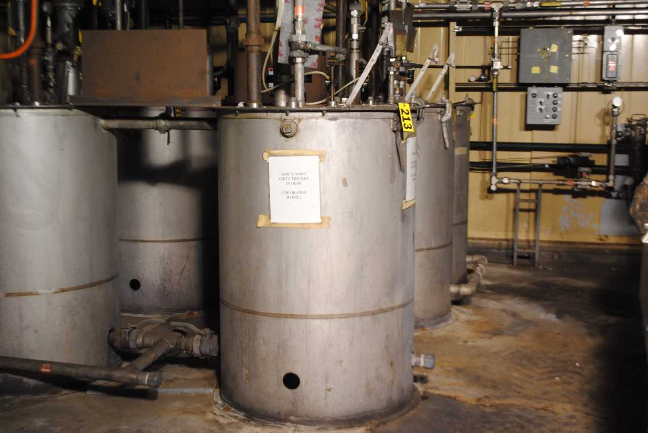 Binks Stainless Steel Mix Tank - MISCELLANEOUS