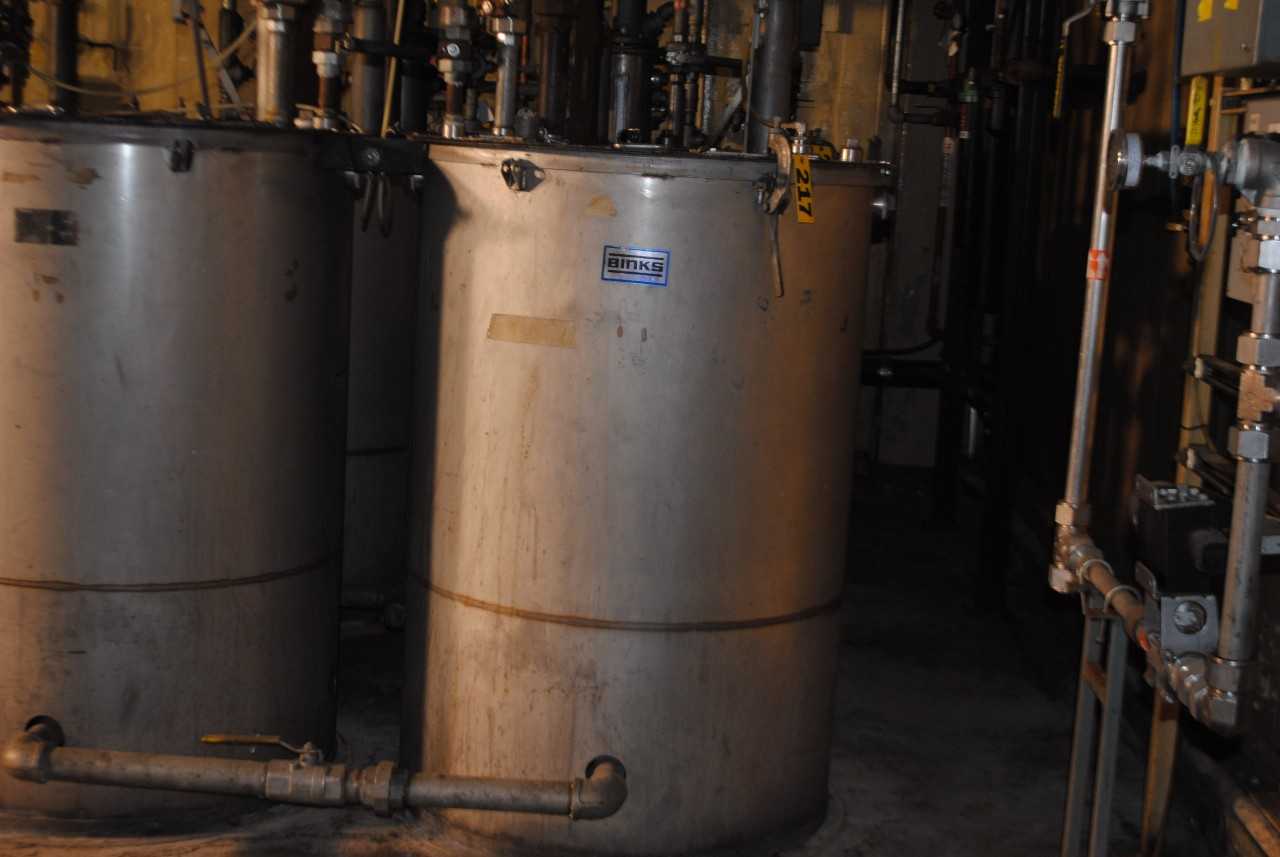 Binks Stainless Steel Mix Tank - MISCELLANEOUS