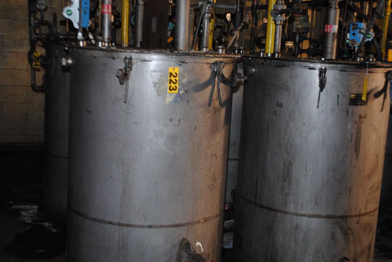 Binks Stainless Steel Mix Tank - MISCELLANEOUS