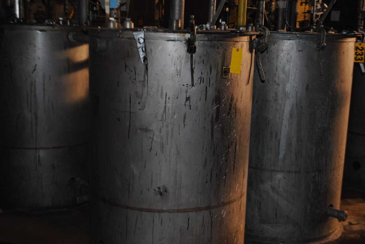 Binks Stainless Steel Mix Tank - MISCELLANEOUS