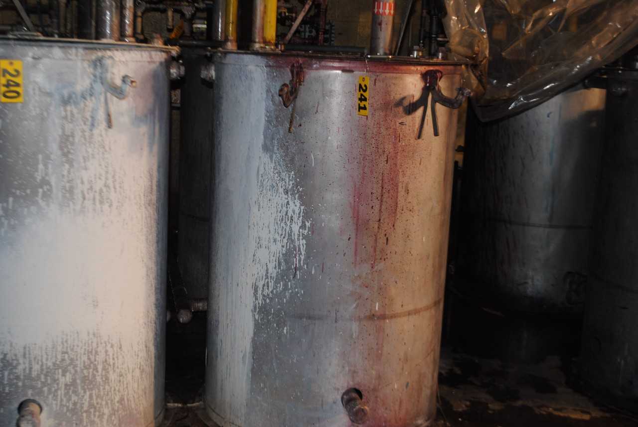 Binks Stainless Steel Mix Tank - MISCELLANEOUS